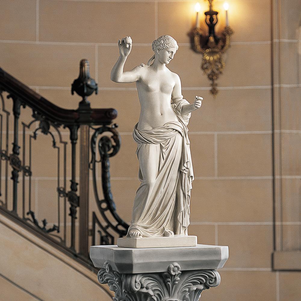 Venus of Arles Statue: Gallery