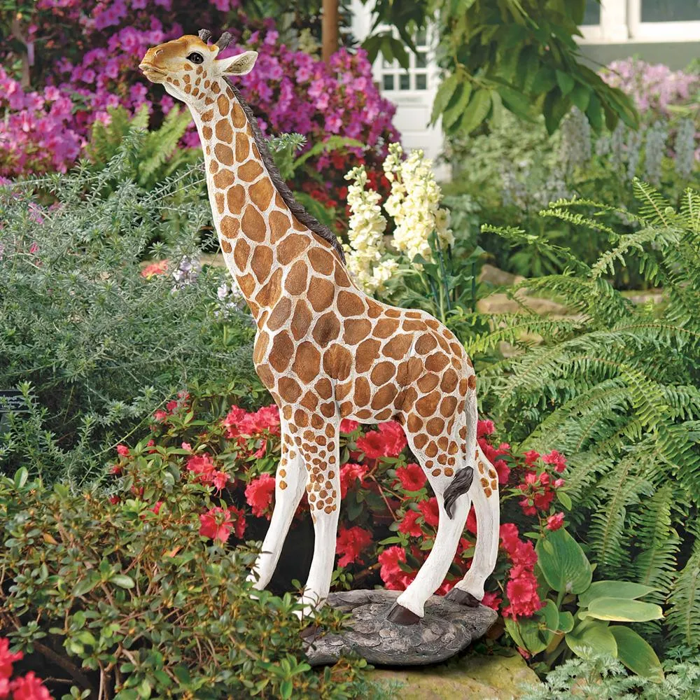 Gerard the Giraffe Garden Statue