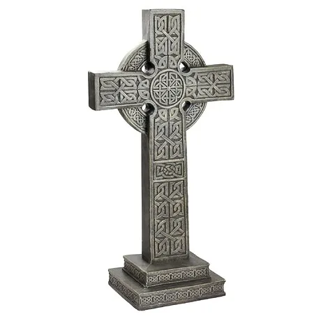 Bannockburn Celtic Cross Statue