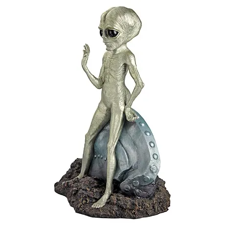 Roswell the Alien UFO Garden Statue