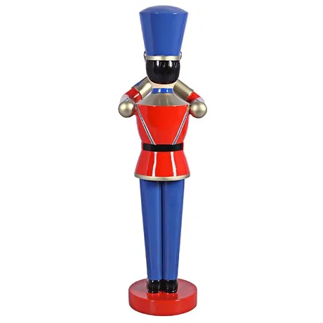 Trumpeting Soldier Statue: Medium