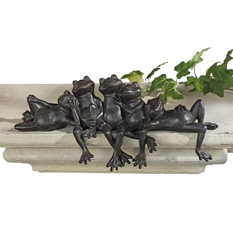 Lazy Daze Knot of Frogs Sill Sitters