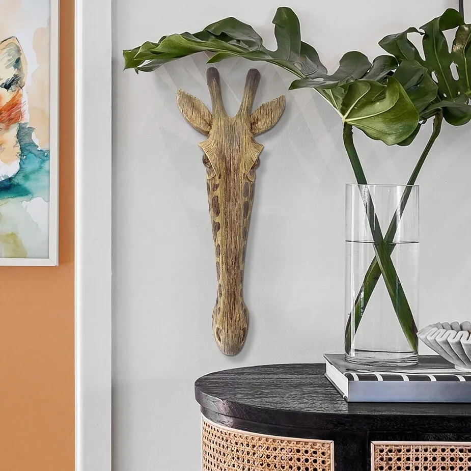 Animal Mask of the Savannah Wall Sculpture: Giraffe
